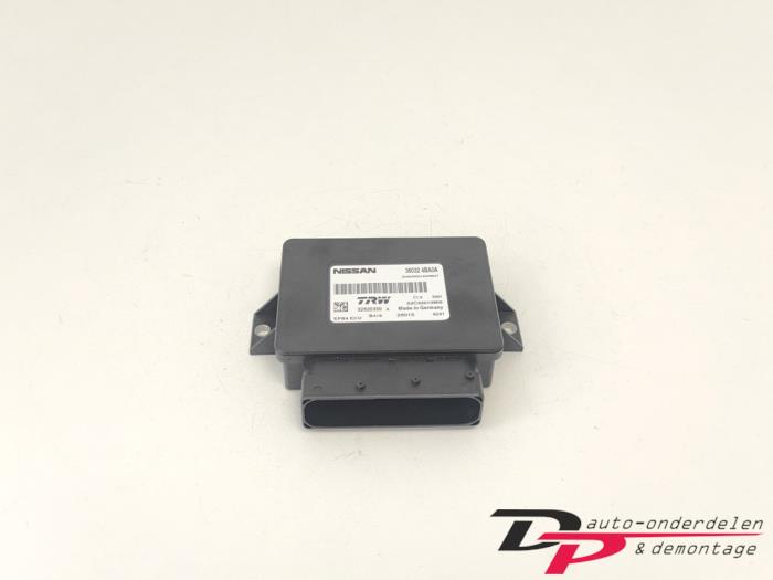 Dig Vehicle Module Parking brake module Nissan X-Trail 1.6 DIG-T 16V - 360324BA0A TRW