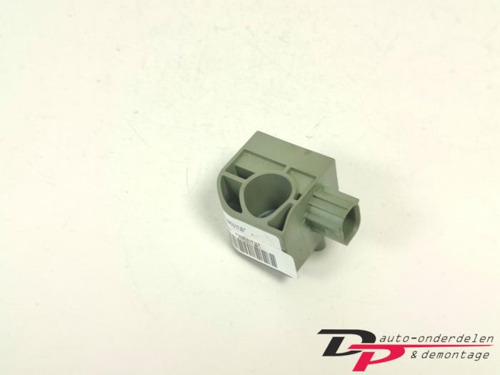 Begagnade Airbagsensor Chevrolet Aveo (250) 1.2 16V Pris € 13,00 Marginaltabell erbjuds av DP Auto-onderdelen & Demontage