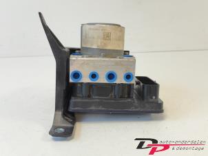 Bloc ABS d'un Jeep Renegade (BU) 1.0 GSE T3 12V 2020
