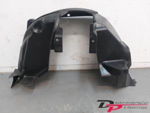 Begagnade Isolering, hjulhus Jeep Renegade (BU) 1.0 GSE T3 12V Pris € 30,00 Marginaltabell erbjuds av DP Auto-onderdelen & Demontage