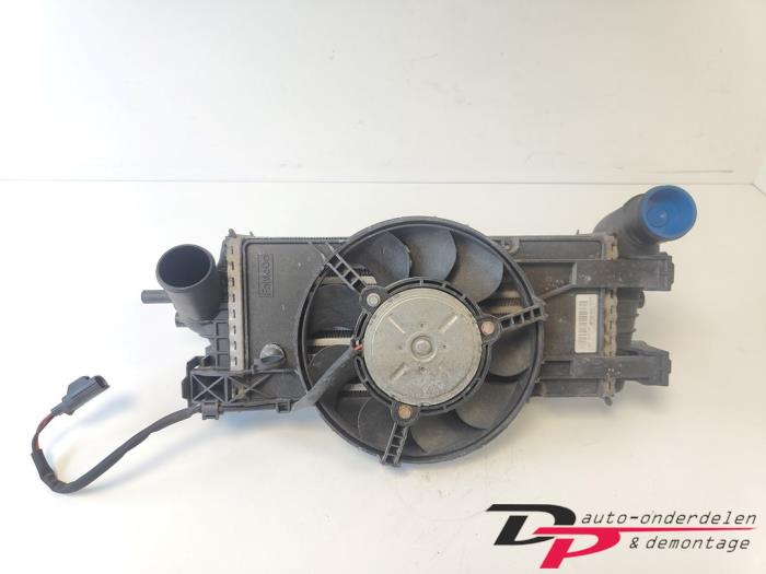 Usados Intercooler Ford Focus 3 1.0 Ti-VCT EcoBoost 12V 100 Precio € 29,95 Norma de margen ofrecido por DP Auto-onderdelen & Demontage