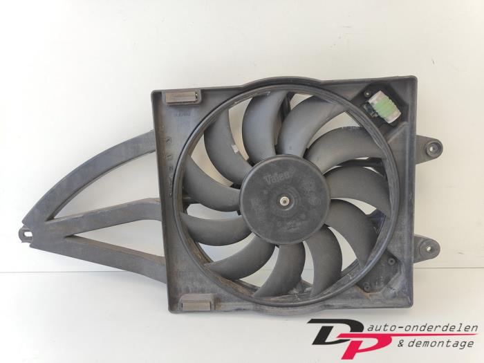 Używane Wentylator Fiat Panda (169) 1.2 Fire Cena € 19,95 Procedura marży oferowane przez DP Auto-onderdelen & Demontage