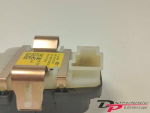 Regnsensor från en Mercedes-Benz E (W213) E-220d 2.0 Turbo 16V 2016