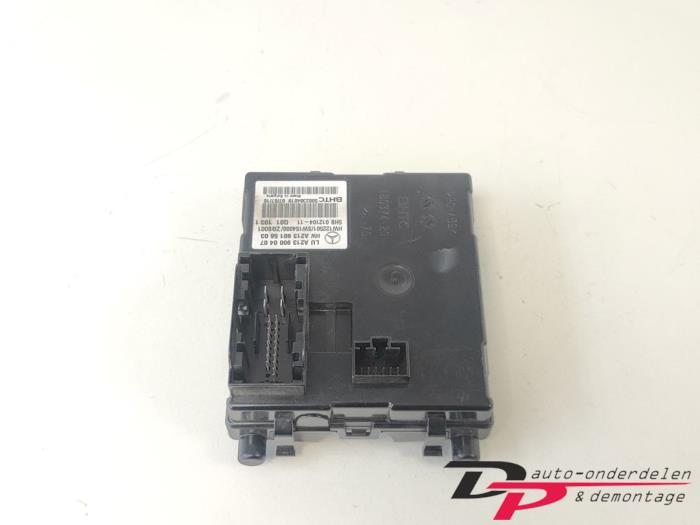 Begagnade Klimatmodul Mercedes E (W213) E-220d 2.0 Turbo 16V Pris € 39,95 Marginaltabell erbjuds av DP Auto-onderdelen & Demontage