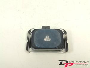 Usados Sensor de lluvia Peugeot 3008 I (0U/HU) 1.6 16V THP 155 Precio € 12,00 Norma de margen ofrecido por DP Auto-onderdelen & Demontage