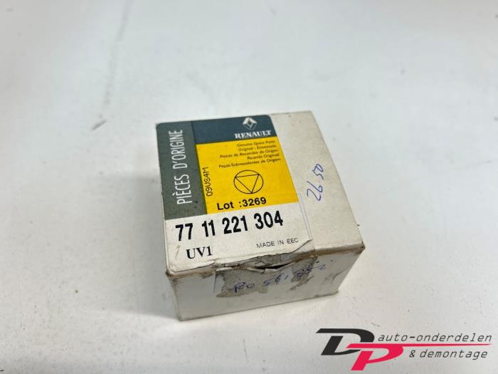 Usados Micrófono Renault Diversos Precio € 15,00 Norma de margen ofrecido por DP Auto-onderdelen & Demontage
