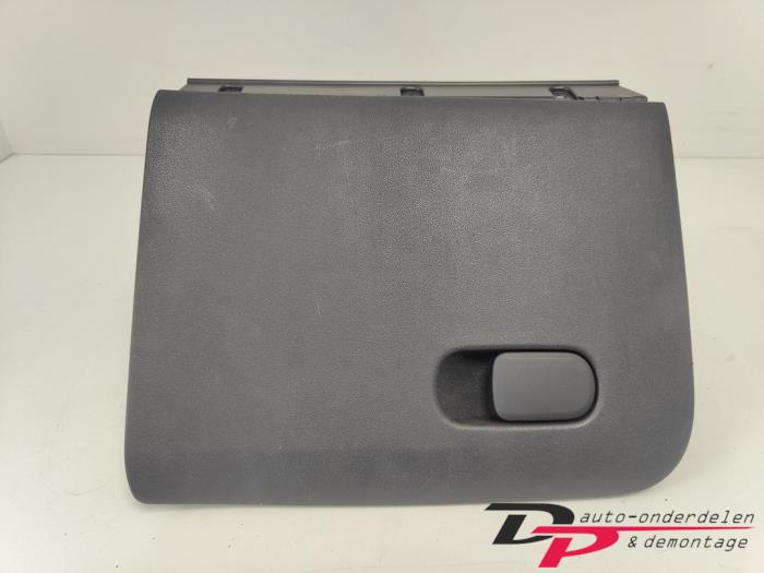 Begagnade Handskfack Citroen C3 Picasso (SH) 1.6 16V VTI 120 Pris € 25,00 Marginaltabell erbjuds av DP Auto-onderdelen & Demontage