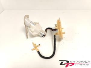 Usagé Pompe carburant électrique BMW 5 serie Touring (F11) 520d xDrive 16V Prix € 34,95 Règlement à la marge proposé par DP Auto-onderdelen & Demontage