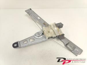 Usagé Mécanique vitre 4portes avant gauche Peugeot 5008 I (0A/0E) 1.6 THP 16V Prix € 40,00 Règlement à la marge proposé par DP Auto-onderdelen & Demontage