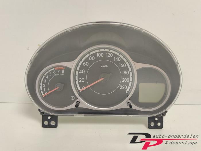 Używane Licznik kilometrów KM Mazda 2 (DE) 1.3 16V MZR Cena € 19,95 Procedura marży oferowane przez DP Auto-onderdelen & Demontage
