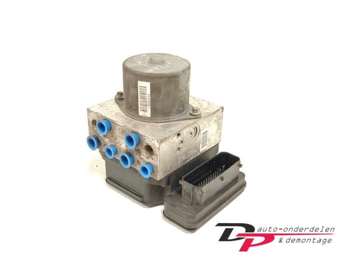 Gebrauchte ABS Pumpe Lancia Delta (844) 1.8 Di T-Jet 16V Preis € 99,95 Margenregelung angeboten von DP Auto-onderdelen & Demontage