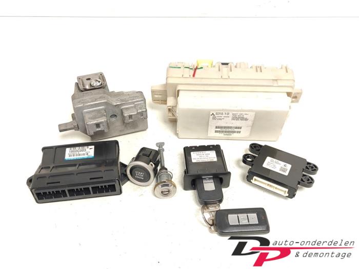 Used Ignition lock + computer Mitsubishi Space Star (A0) 1.2 12V Price € 135,00 Margin scheme offered by DP Auto-onderdelen & Demontage