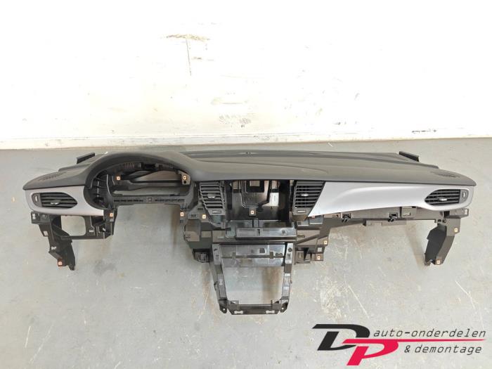 Używane Panel Opel Astra K Sports Tourer 1.0 Turbo 12V Cena € 325,00 Procedura marży oferowane przez DP Auto-onderdelen & Demontage
