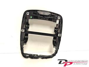 Used Dashboard part Renault Clio IV (5R) 0.9 Energy TCE 90 12V Price € 19,95 Margin scheme offered by DP Auto-onderdelen & Demontage