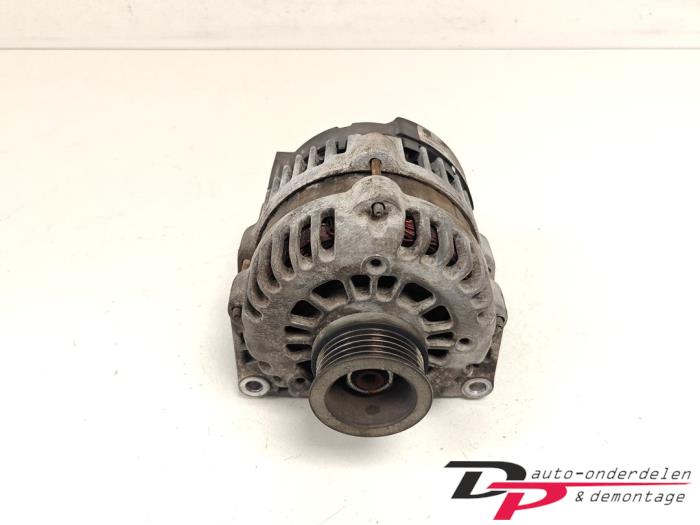 Begagnade Dynamo Alfa Romeo 159 (939AX) 1.8 MPI 16V Pris € 19,95 Marginaltabell erbjuds av DP Auto-onderdelen & Demontage