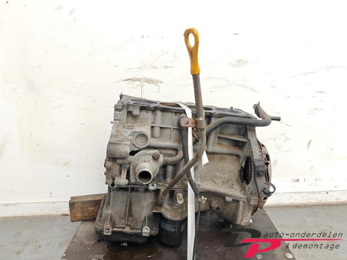 Used Engine crankcase Hyundai i20 1.2i 16V Price € 280,00 Margin scheme offered by DP Auto-onderdelen & Demontage