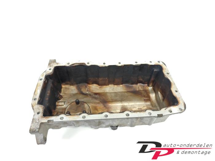 Usagé Couvercle carter Seat Altea (5P1) 1.6 Prix € 23,00 Règlement à la marge proposé par DP Auto-onderdelen & Demontage