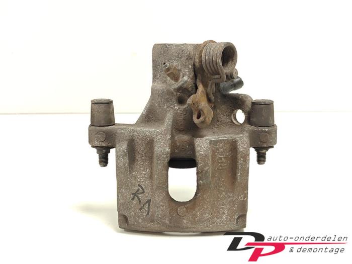 Gebrauchte Bremszange rechts hinten Ford Focus 3 Wagon 1.0 Ti-VCT EcoBoost 12V 125 Preis € 9,95 Margenregelung angeboten von DP Auto-onderdelen & Demontage