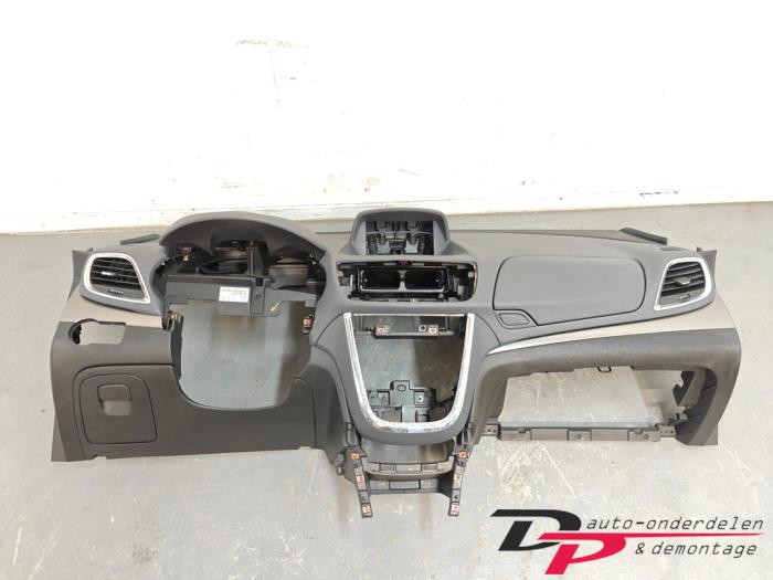 Używane Panel Opel Mokka/Mokka X 1.4 Turbo 16V 4x2 Cena € 350,00 Procedura marży oferowane przez DP Auto-onderdelen & Demontage