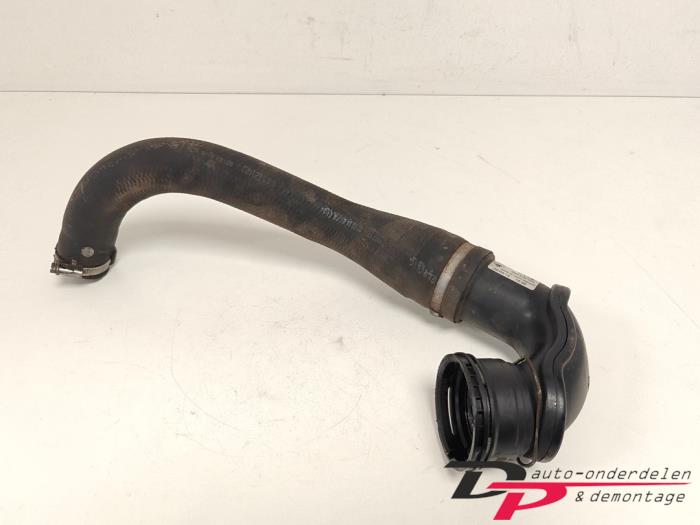Usagé Tube intercooler Opel Astra J Sports Tourer (PD8/PE8/PF8) 1.4 Turbo 16V Prix € 30,00 Règlement à la marge proposé par DP Auto-onderdelen & Demontage