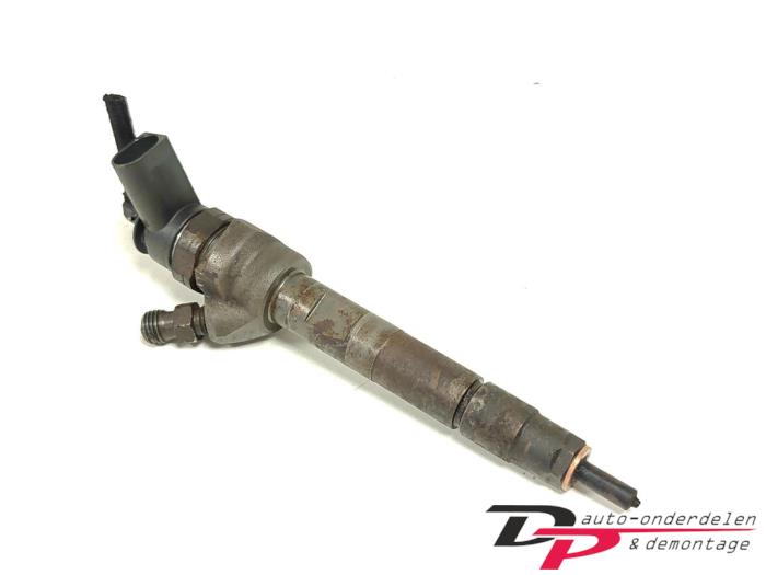 Usagé Injecteurs BMW 1 serie (E81) 118d 16V Prix € 60,00 Règlement à la marge proposé par DP Auto-onderdelen & Demontage