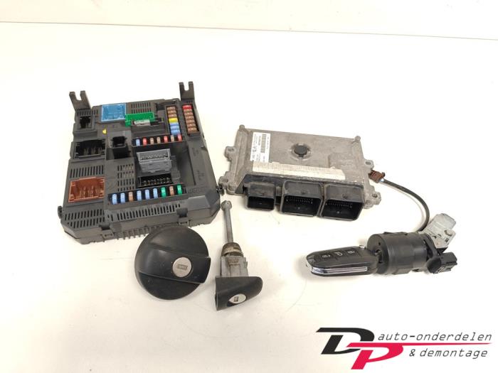 Used Ignition lock + computer Peugeot 208 I (CA/CC/CK/CL) 1.0 Vti 12V PureTech Price € 80,00 Margin scheme offered by DP Auto-onderdelen & Demontage