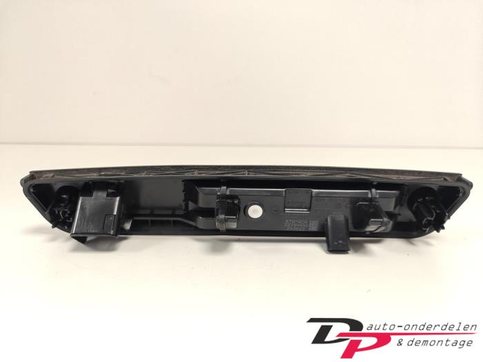 Tailgate handle Volvo XC40 2.0 B4 16V Mild Hybrid Autom. - 32394440