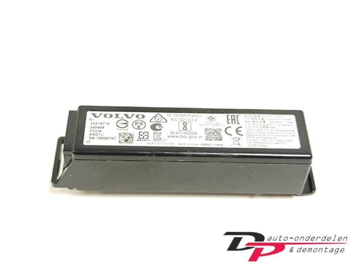 Begagnade Extrabatteri Volvo XC40 (XZ) 2.0 B4 16V Mild Hybrid Autom. Pris € 19,95 Marginaltabell erbjuds av DP Auto-onderdelen & Demontage