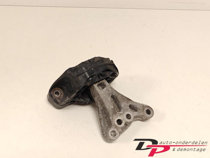 Gebrauchte Motorlager Peugeot 2008 (CU) 1.2 Vti 12V PureTech 82 Preis € 9,95 Margenregelung angeboten von DP Auto-onderdelen & Demontage