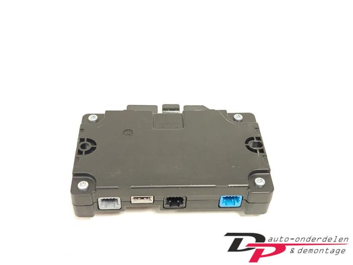 Gebrauchte Telefon Modul Renault Twingo II (CN) 1.2 16V Preis € 20,00 Margenregelung angeboten von DP Auto-onderdelen & Demontage