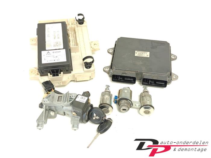 Used Ignition lock + computer Mitsubishi Colt (Z2/Z3) 1.3 16V Price € 80,00 Margin scheme offered by DP Auto-onderdelen & Demontage