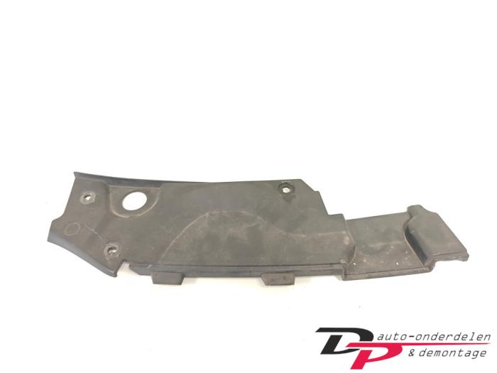 Top upper radiator support slam panel