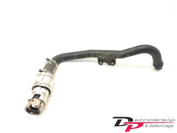 Gebrauchte Intercooler Rohr Kia Ceed (CDB5/CDBB) 1.0i T-GDi 12V Preis € 35,00 Margenregelung angeboten von DP Auto-onderdelen & Demontage
