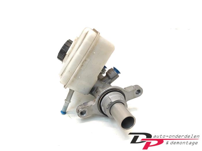 Used Master cylinder Ford Focus 3 1.0 Ti-VCT EcoBoost 12V 100 Price € 19,00 Margin scheme offered by DP Auto-onderdelen & Demontage