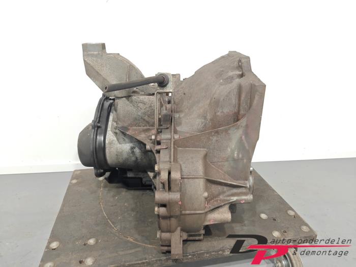 Getriebe van een Ford Focus 3 1.0 Ti-VCT EcoBoost 12V 100 2013