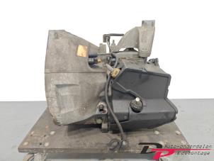 Getriebe van een Ford Focus 3 1.0 Ti-VCT EcoBoost 12V 100 2013