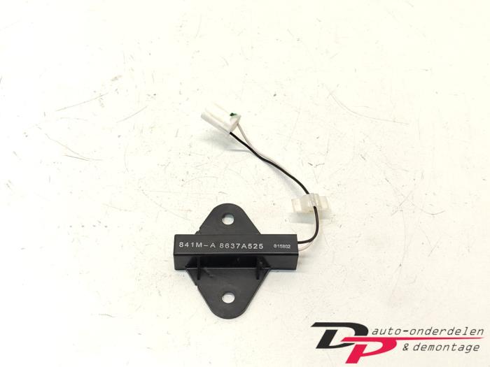 Używane Keyless Entry-Antena Mitsubishi Space Star (A0) 1.0 12V Cena € 7,95 Procedura marży oferowane przez DP Auto-onderdelen & Demontage