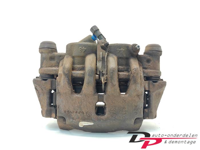 Gebrauchte Bremszange links vorne Fiat Ducato (250) 2.3 D 120 Multijet Preis € 25,00 Margenregelung angeboten von DP Auto-onderdelen & Demontage