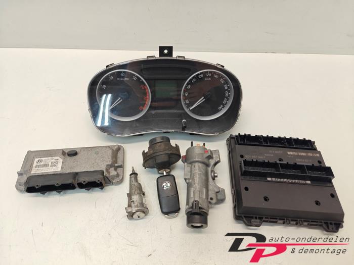 Used Ignition lock + computer Skoda Fabia II (5J) 1.4i 16V Price € 125,00 Margin scheme offered by DP Auto-onderdelen & Demontage