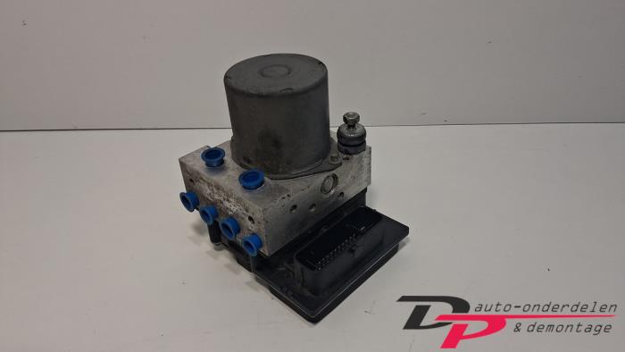 Begagnade ABS-pump Audi A4 (B7) 1.8 T 20V Pris € 15,00 Marginaltabell erbjuds av DP Auto-onderdelen & Demontage