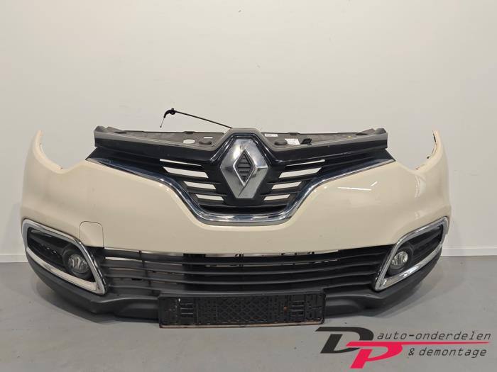 Usados Parachoques Renault Captur I (2R) 0.9 Energy TCE 12V Precio € 375,00 Norma de margen ofrecido por DP Auto-onderdelen & Demontage