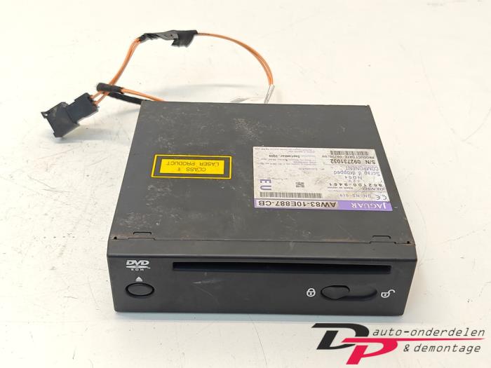 Navigation unit CD/DVD player