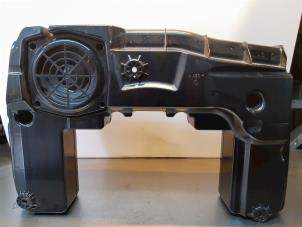 Usagé Caisson de graves Audi A1 Sportback (8XA/8XF) 1.2 TFSI Prix € 100,00 Règlement à la marge proposé par Uittenbogaard onderdelen BV