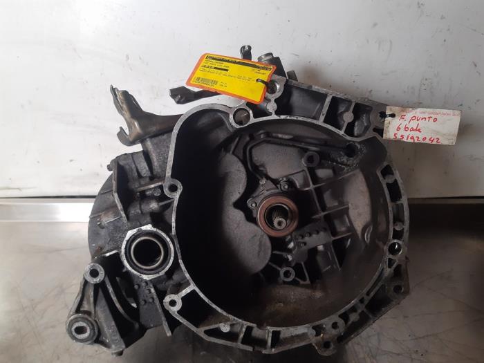 Gebrauchte Getriebe Fiat Punto II (188) 1.3 JTD 16V Preis € 250,00 Margenregelung angeboten von Uittenbogaard onderdelen BV