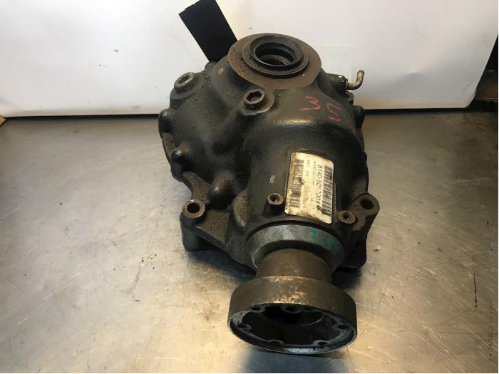Front differential BMW X5 xDrive 35d 3.0 24V - AH423017AA M57D30