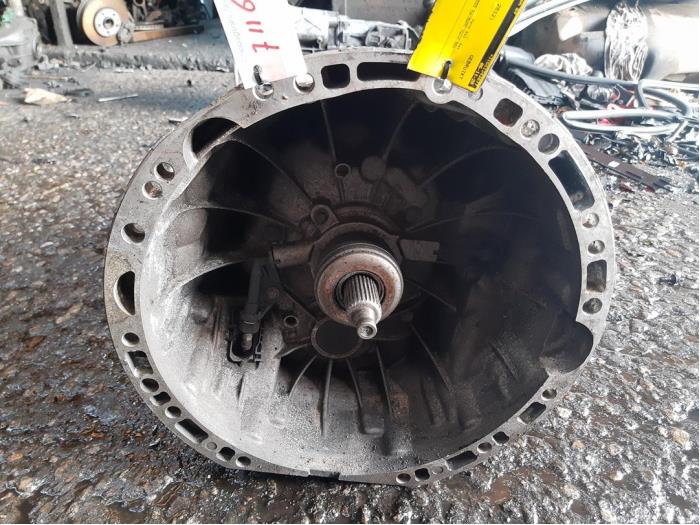 Used Gearbox Mercedes Sprinter 3,5t (906.13/906.23) 316 CDI 16V Price € 450,00 Margin scheme offered by Uittenbogaard onderdelen BV