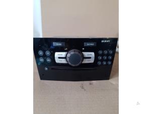 Used Radio CD player Opel Corsa D 1.2 16V LPG Price € 45,00 Margin scheme offered by Uittenbogaard onderdelen BV