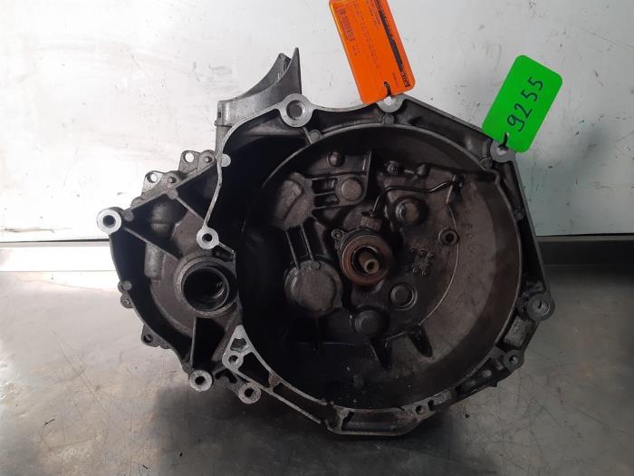 Gebrauchte Getriebe Opel Corsa E 1.0 SIDI Turbo 12V Preis € 500,00 Margenregelung angeboten von Uittenbogaard onderdelen BV