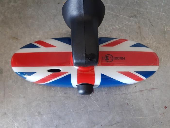 Używane Lusterko wewnetrzne Austin Mini Open (R52) 1.6 16V Cooper Cena € 50,00 Procedura marży oferowane przez Uittenbogaard onderdelen BV