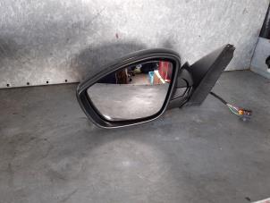 Used Wing mirror, left Opel Corsa F (UB/UH/UP) 1.2 12V 100 Price € 125,00 Margin scheme offered by Uittenbogaard onderdelen BV